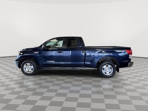 Used 2012 Toyota Tundra 4x4 Double Cab w/ TRD Off-Road Pkg image 2
