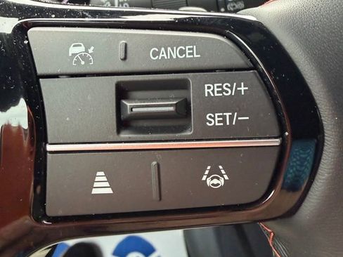 Certified 2025 Honda Pilot Sport image 25