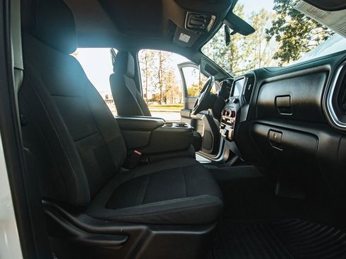 Used 2020 Chevrolet Silverado 1500 LT w/ All-Star Edition image 19