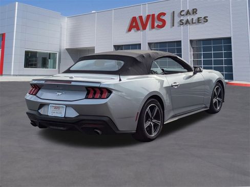 Used 2024 Ford Mustang Premium image 6