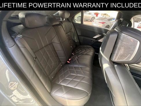 Used 2025 BMW 740i image 36