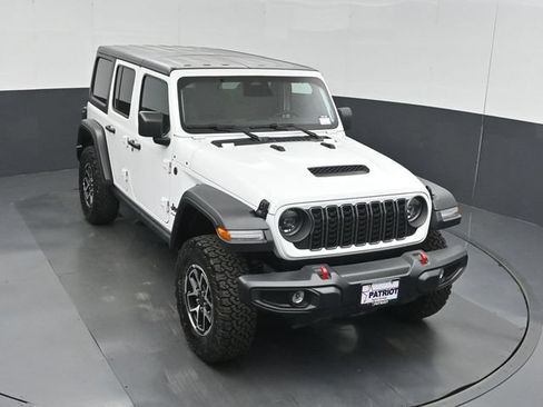 Used 2026 Jeep Wrangler Unlimited Rubicon AWD/4WD image 45