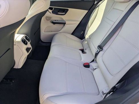 Certified 2025 Mercedes-Benz GLC 300 image 17