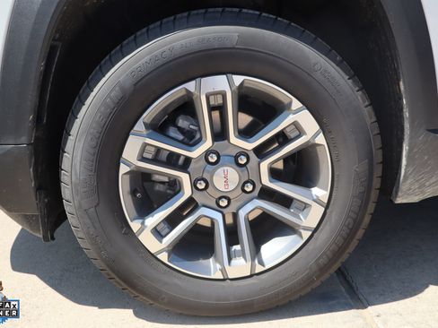 Used 2026 GMC Terrain Elevation AWD/4WD image 10