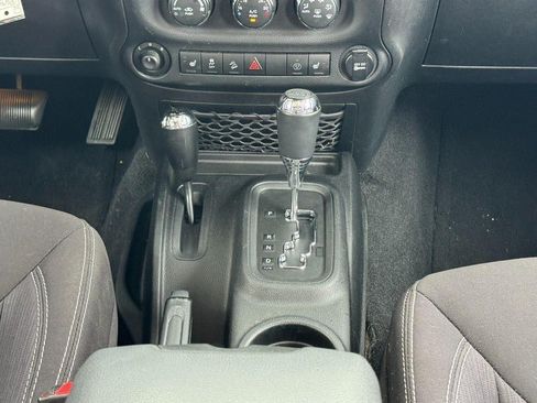 Used 2014 Jeep Wrangler Unlimited Rubicon w/ Dual Top Group AWD/4WD image 14