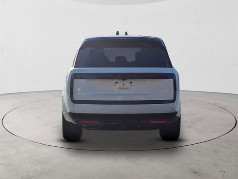 New 2025 Land Rover Range Rover SE AWD/4WD image 6