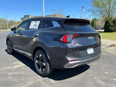 New 2026 Kia Sportage LX image 5