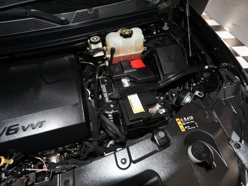 Used 2018 Chevrolet Traverse LT AWD/4WD image 59