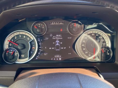 Used 2018 RAM 3500 Laramie AWD/4WD image 26