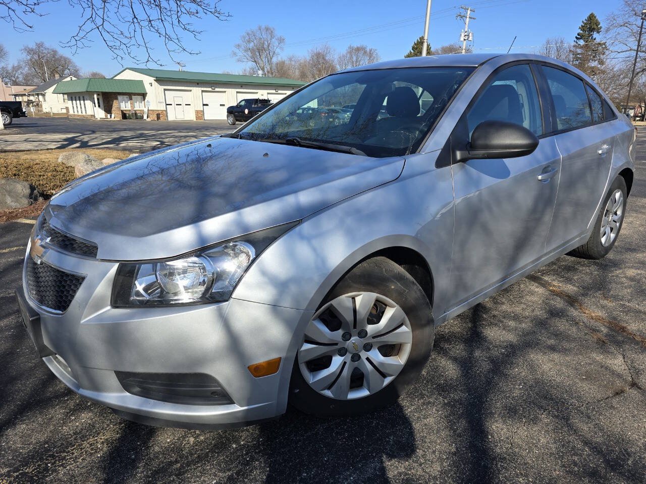 Used 2013 Chevrolet Cruze LS FWD image 1