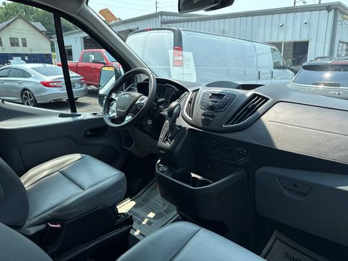 Used 2018 Ford Transit 150 130 Low Roof RWD image 12