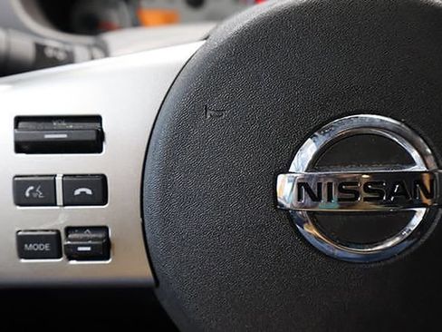 Used 2021 Nissan Frontier PRO-4X w/ Pro-4x Utility Package AWD/4WD image 24