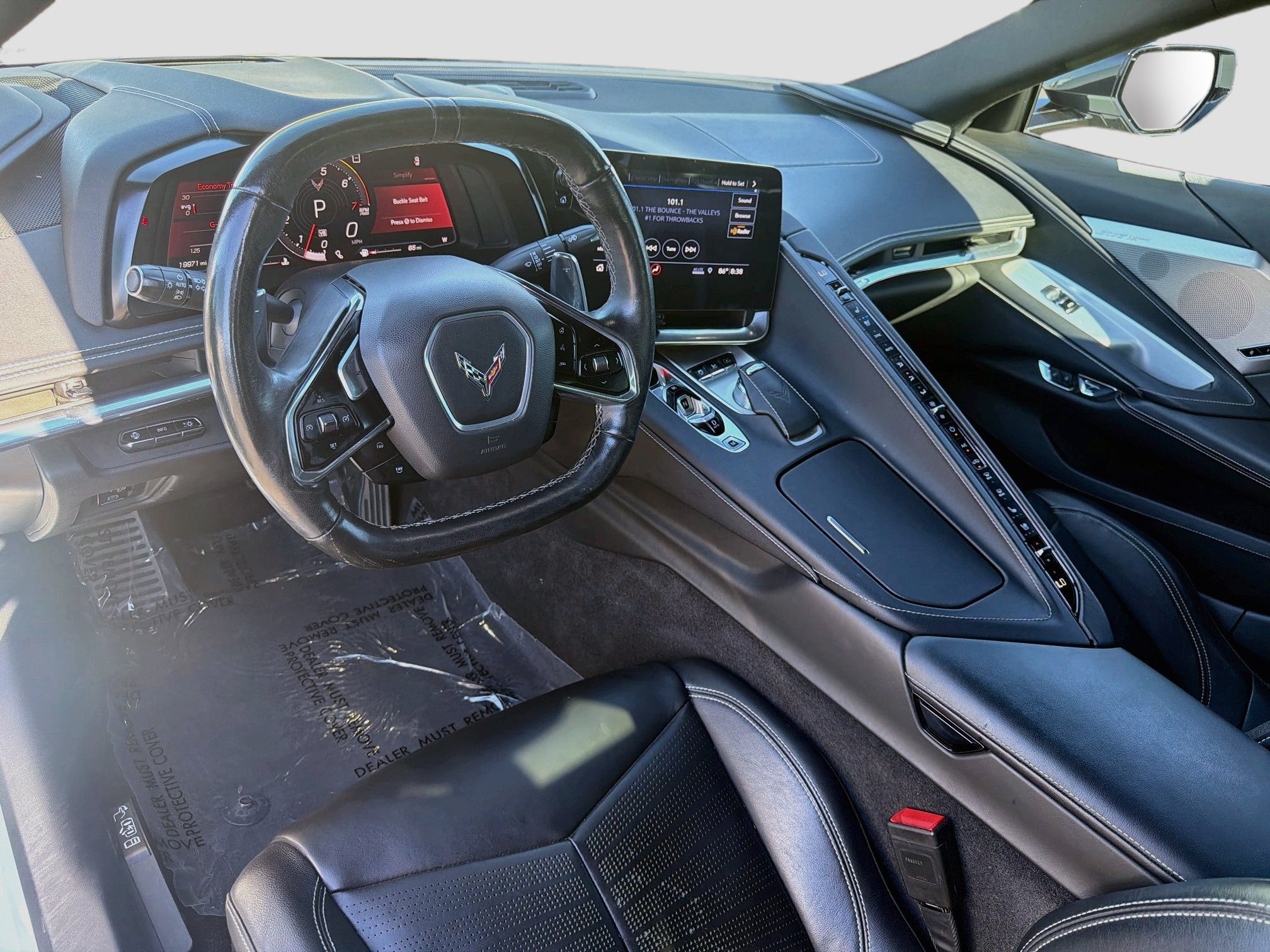 Used 2020 Chevrolet Corvette Stingray Preferred Cpe w/ 2LT Preferred Equipment Group RWD image 9