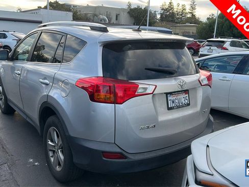 Used 2015 Toyota RAV4 XLE image 2