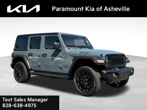 Used 2024 Jeep Wrangler Unlimited AWD/4WD image 1