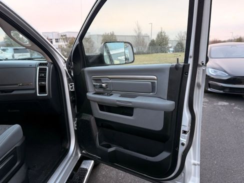 Used 2017 RAM 1500 Big Horn image 33