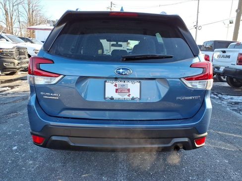 Certified 2023 Subaru Forester Premium image 5