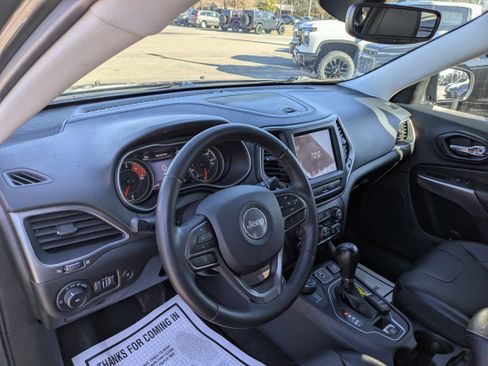 Used 2022 Jeep Cherokee Latitude Lux image 12