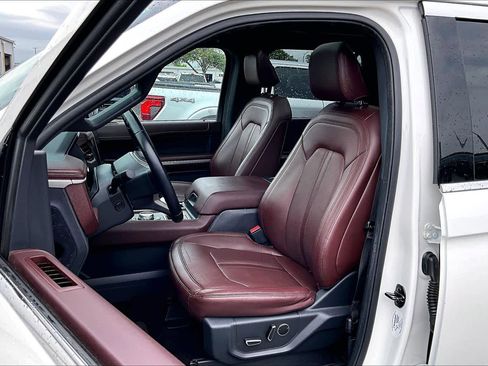 Certified 2022 Ford Expedition Max Limited RWD image 8