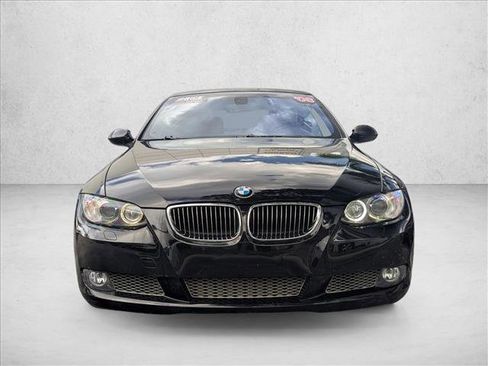 Used 2008 BMW 335i Convertible image 2