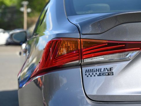 Used 2017 Lexus IS 300 AWD w/ Navigation System Package image 21