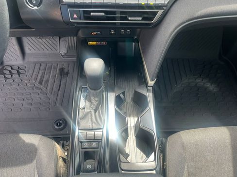 Used 2025 Toyota Camry LE FWD image 17