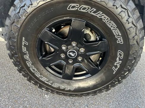 Certified 2023 Ford Bronco 4-Door AWD/4WD image 27