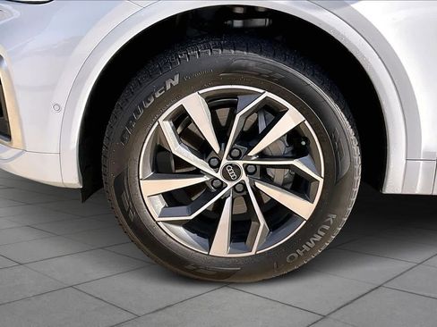 Used 2024 Audi Q5 2.0T Prestige image 10
