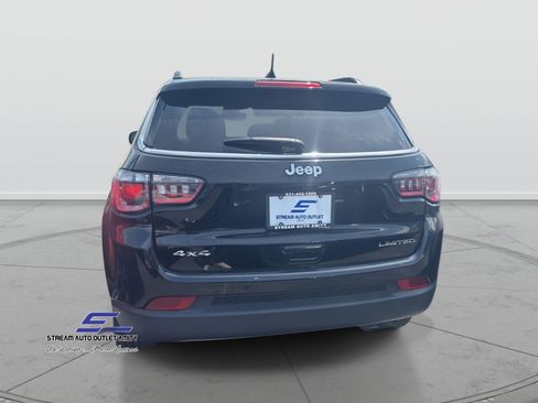 Used 2022 Jeep Compass Limited w/ Sun and Sound Group image 5