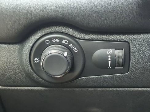 Certified 2025 Dodge Durango GT AWD/4WD image 31
