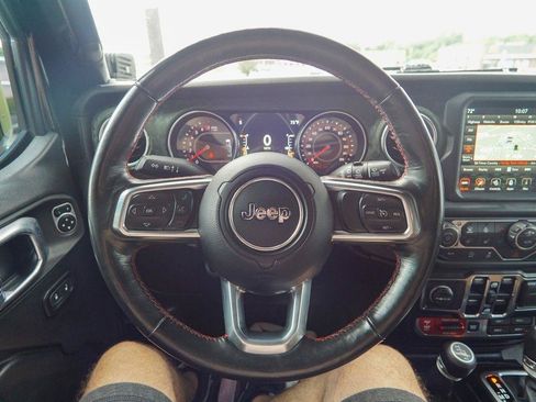 Used 2019 Jeep Wrangler Unlimited Rubicon AWD/4WD image 22