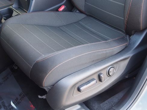 Used 2023 Honda CR-V Sport image 17