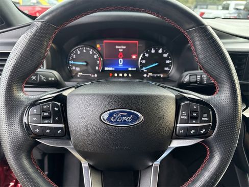 Used 2022 Ford Explorer ST-Line w/ Class IV Trailer Tow Package image 26