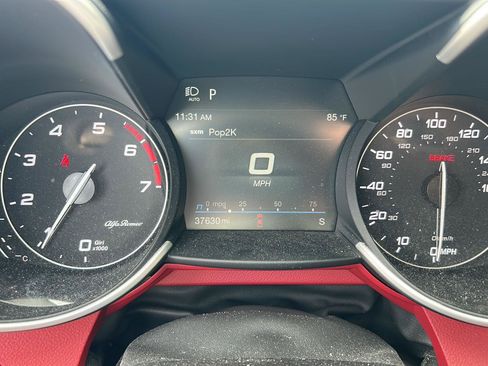 Used 2020 Alfa Romeo Giulia Ti w/ Active Blind Spot Package RWD image 11