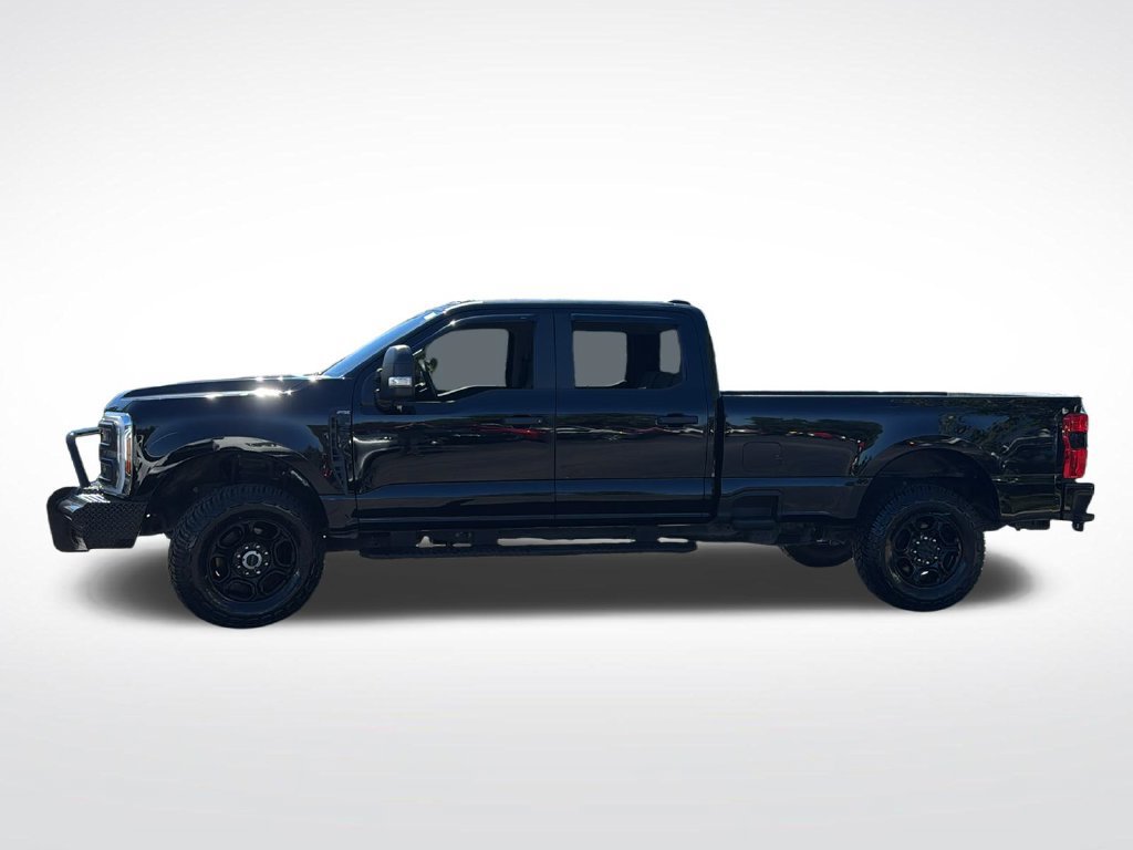 Used 2024 Ford F250 XL w/ STX Appearance Package AWD/4WD image 4