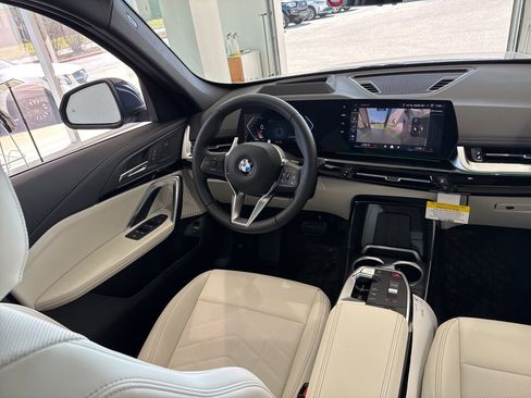 New 2026 BMW X1 xDrive28i image 48