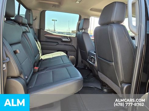 Used 2024 GMC Sierra 1500 Denali w/ Technology Package AWD/4WD image 13