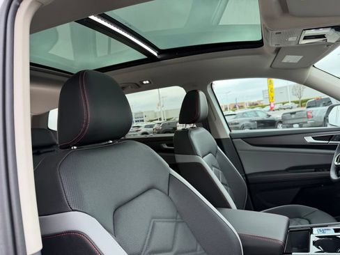 New 2026 Volkswagen Atlas Peak Edition AWD/4WD image 22