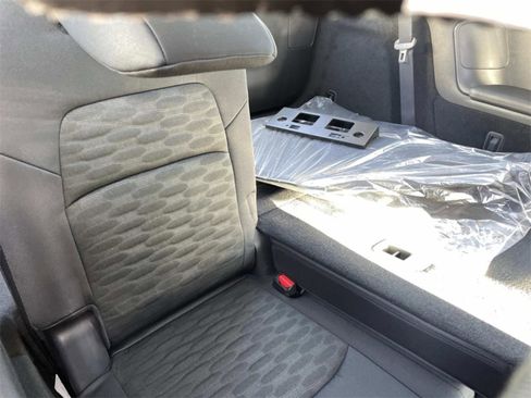 New 2025 Nissan Pathfinder SV image 24