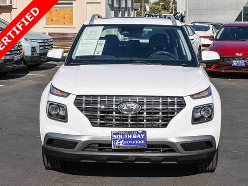 Certified 2023 Hyundai Venue SEL image 2