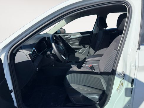 Certified 2025 Volkswagen Jetta S FWD image 10