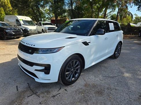 Used 2024 Land Rover Range Rover Sport Dynamic SE AWD/4WD image 2