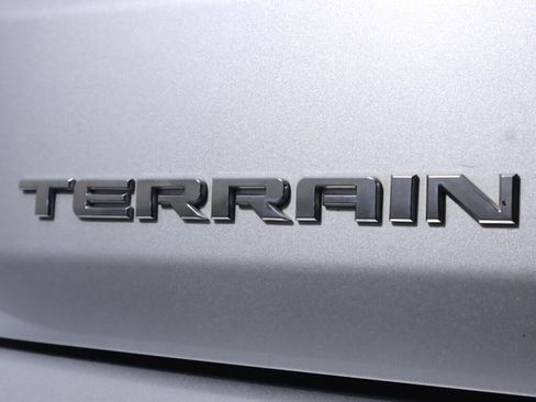 Used 2020 GMC Terrain SLT AWD/4WD image 34