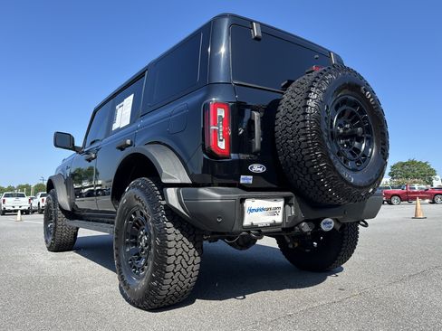 Used 2026 Ford Bronco Badlands AWD/4WD image 8
