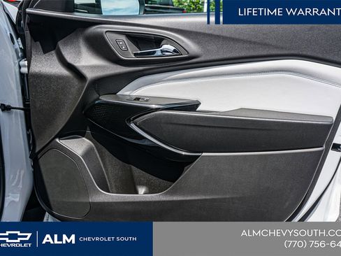 New 2026 Chevrolet Trax LT w/ Sunroof Package image 45