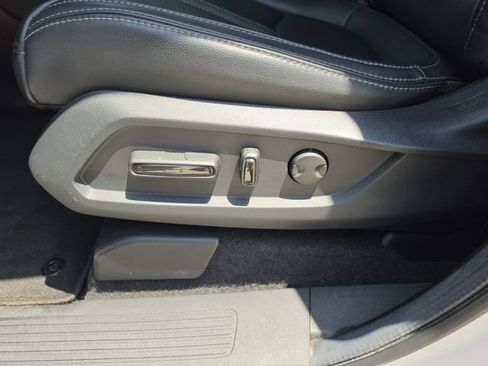 Used 2024 Honda Pilot EX-L image 19