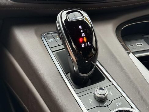 Used 2024 Cadillac Escalade Sport w/ Touring Package AWD/4WD image 35