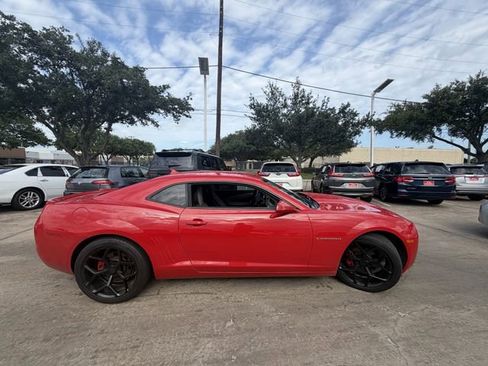 Used 2013 Chevrolet Camaro LT w/ RS Package RWD image 4