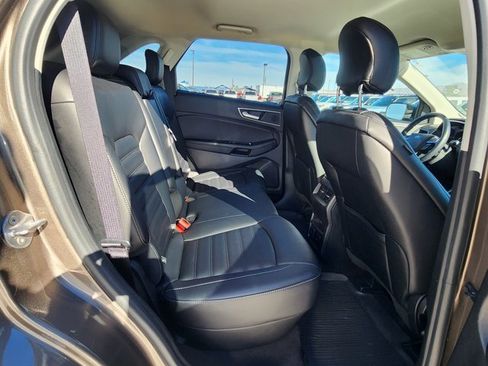Used 2019 Ford Edge SEL w/ Equipment Group 201A image 14