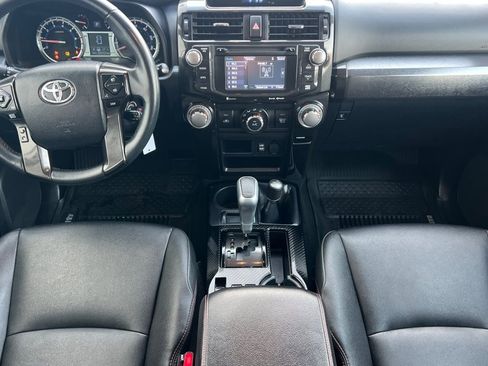 Used 2019 Toyota 4Runner TRD Off-Road Premium image 10